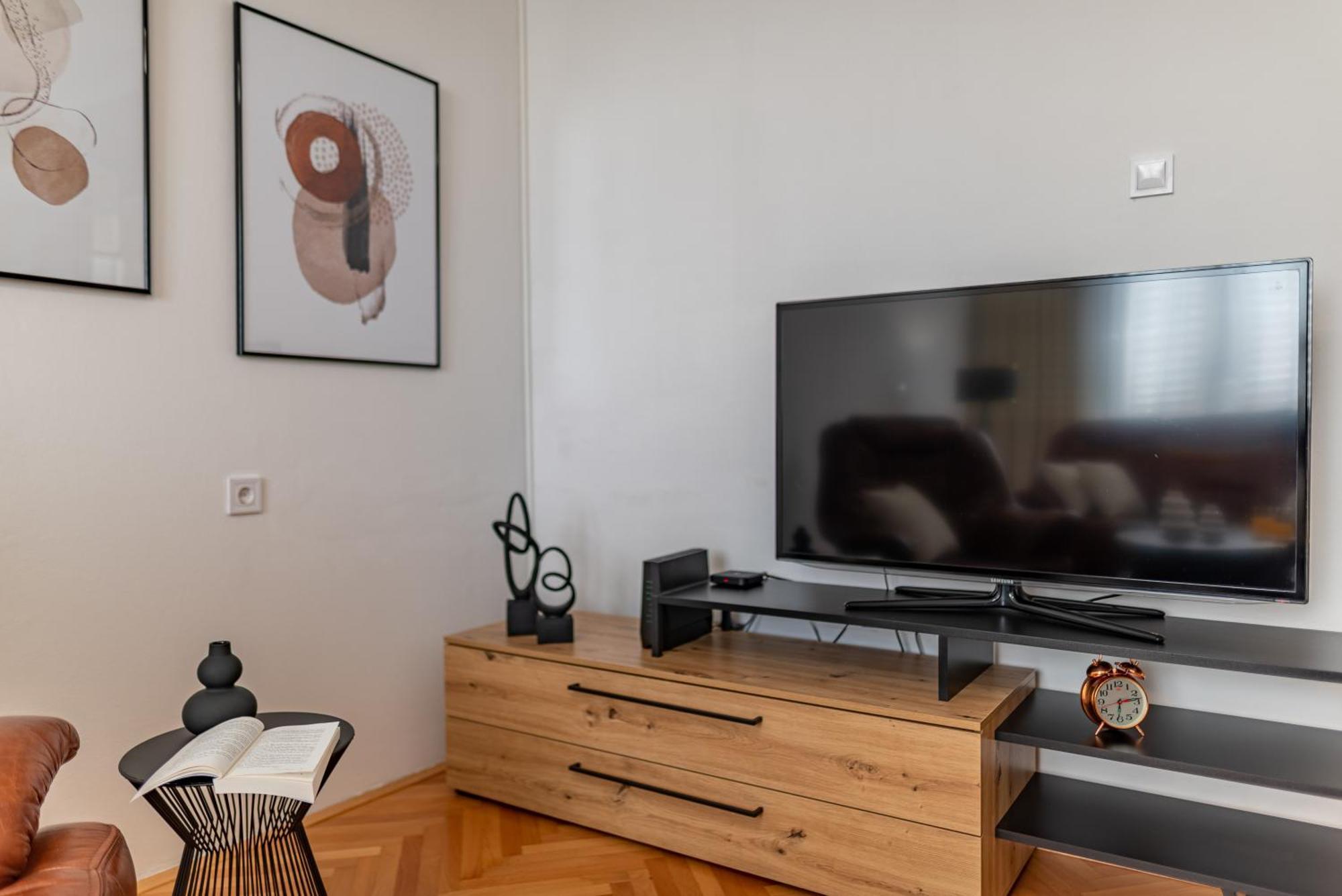 A&M 3 Bridge Luxury Center Apartman Zára Kültér fotó